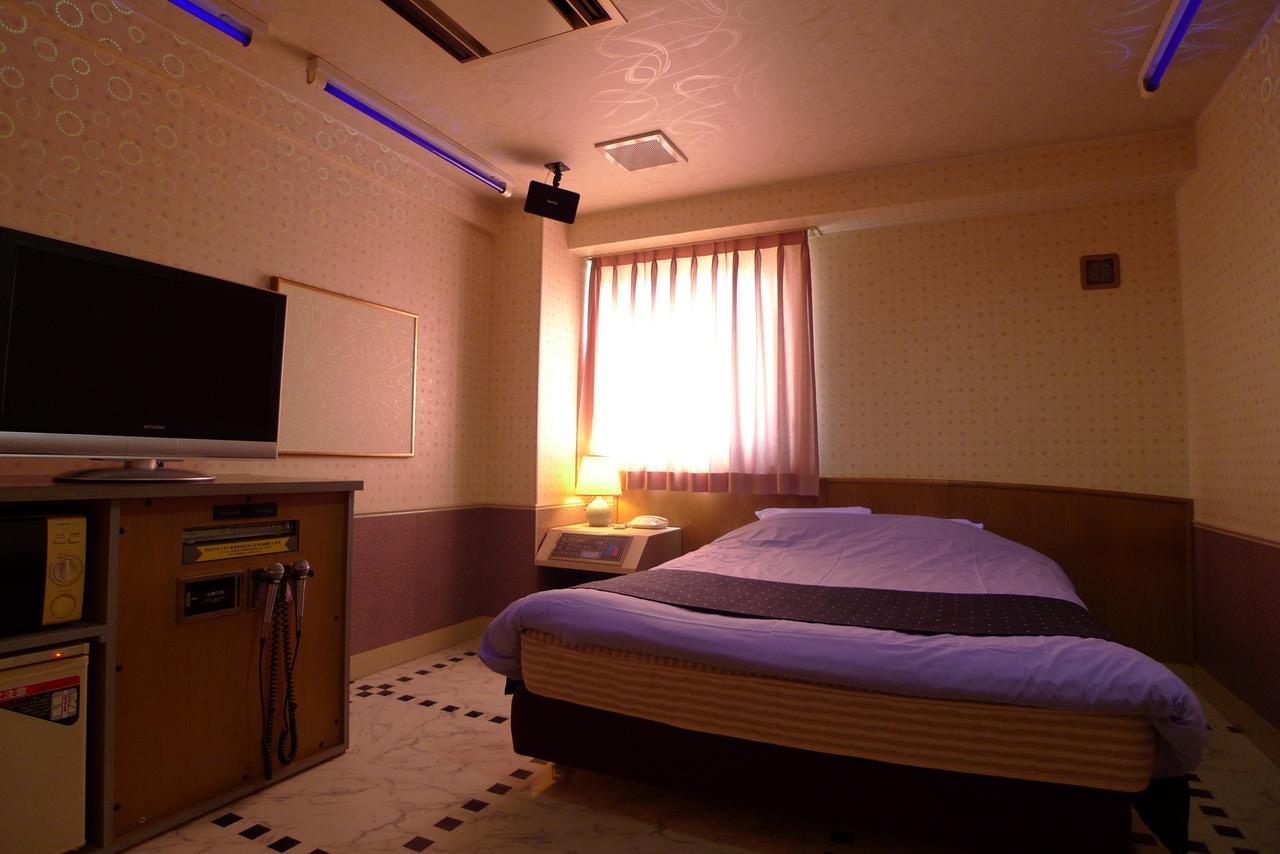 Hotel Golf Nirasaki Inter (Adults Only) Zewnętrze zdjęcie