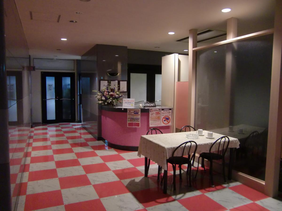 Hotel Golf Nirasaki Inter (Adults Only) Zewnętrze zdjęcie